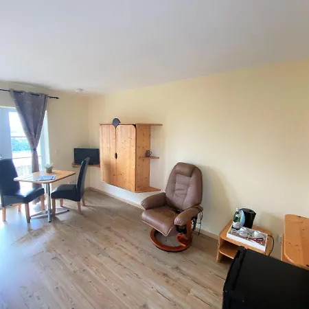 Bella Vista - Winzerhof Golk Гостевой дом 3*