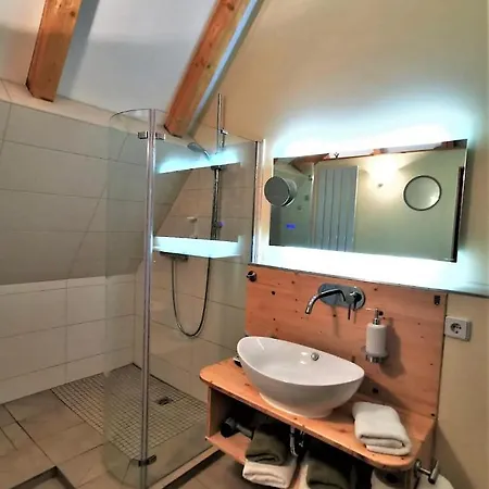 Bella Vista - Winzerhof Golk بيت ضيافة