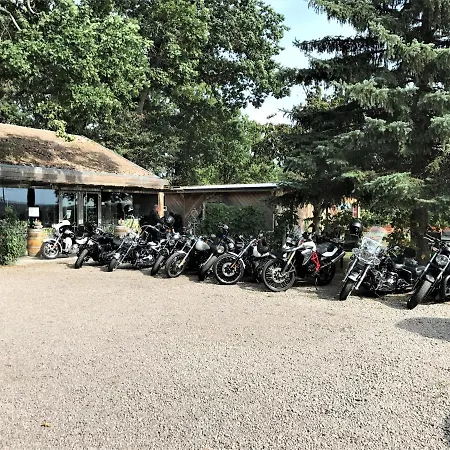 Bella Vista - Winzerhof Golk 3* Meißen